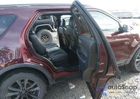 2018 Ford Explorer Xlt z USA, uszkodzony, nr VIN 1FM5K8D8XJGA56823